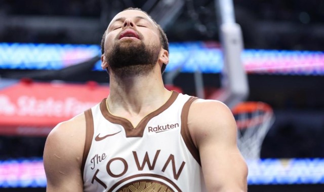 kaiyun-库里带队四连败！正负值全场倒数第二！没老大原形毕露！