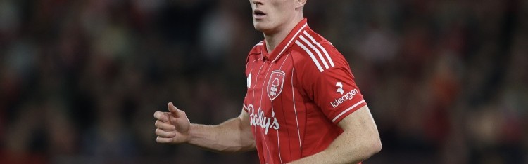 开云官网登录入口-安德森谈战平曼城：我们顽强地拼下了1分，展现强大团队精神