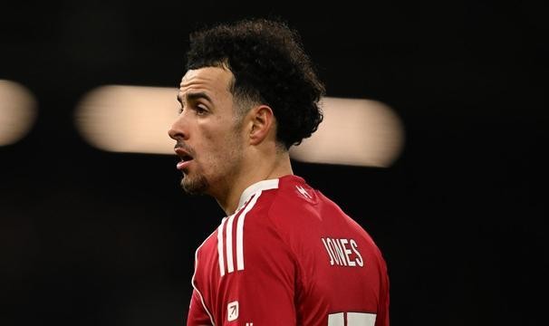 开云app-邮报：热刺有意引入柯蒂斯-琼斯，但尚未与利物浦接触