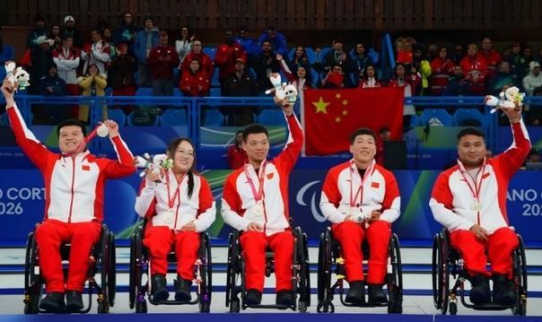 开云-中国轮椅冰壶队：带着坚守与热爱，再启新征程｜米兰冬残奥会特别报道
